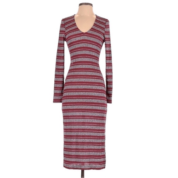 Just Fab Long Sleeve Open Back Dress | SIZE XS - Picture 2 of 5